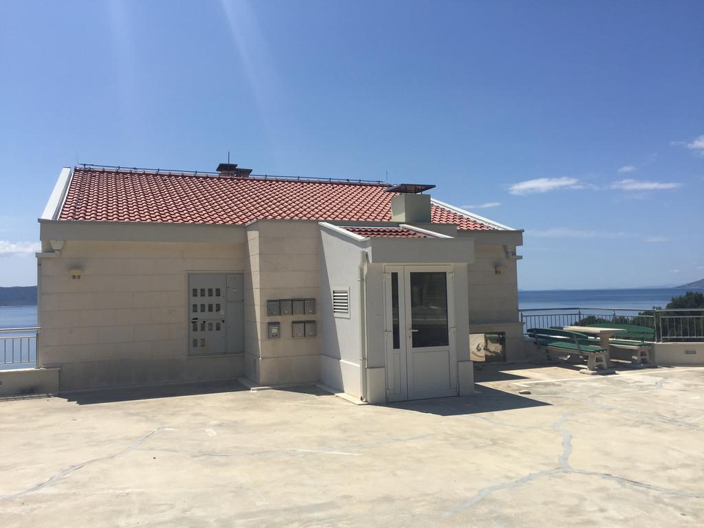 Apartment Andrija Baška Voda Esterno foto